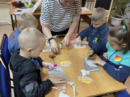 Праздник Чебурашки в библиотеке