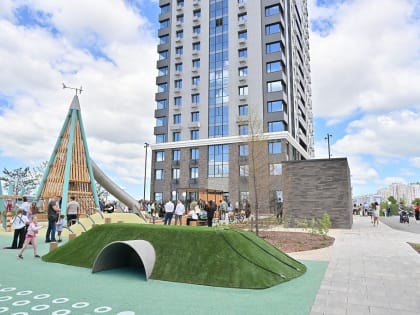 На берегу Амура выросли две высотки жилищного комплекса «Полюса»