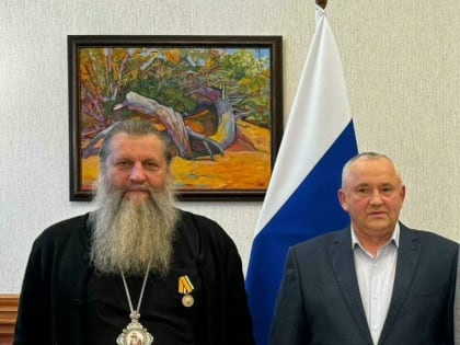 Митрополит Артемий удостоен медали Министерства обороны «За веру и служению Отечеству»