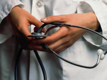 С начала года в 10 районов Хабаровского края привлечены медицинские кадры