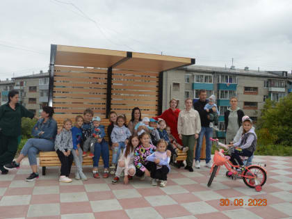 На территории города Амурска реализуется социальная инициатива "Подари ребенку дерево"