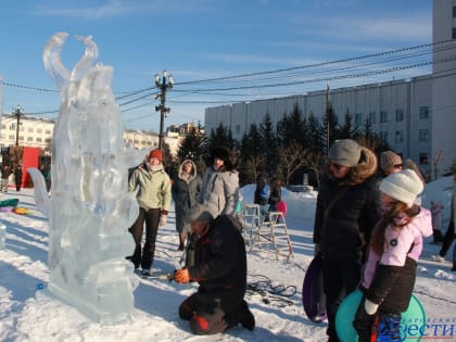 Юношеский конкурс ледовой скульптуры «Ледышка Ха» прошел в Хабаровске