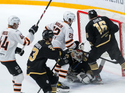 "Адмиралу" не удалось забить ни одного гола в ворота хабаровского "Амура"