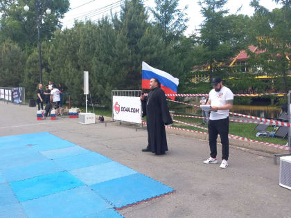 Руководитель Спортивного отдела посетил открытие турнира по силовому экстриму