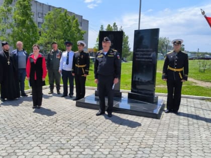 В ВАНИНО СВЯЩЕННИК УЧАСТВОВАЛ В МИТИНГЕ В ДЕНЬ ВЕТЕРАНОВ БОЕВЫХ ДЕЙСТВИЙ