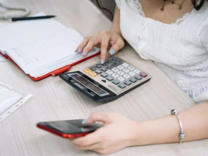 Аванс в России начали выплачивать по новым правилам