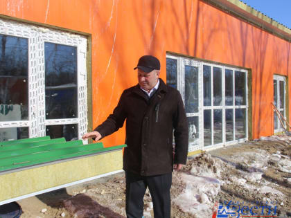 Мэр Хабаровска проинспектировал строительство корпусов в детском лагере