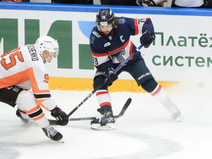 Не хватило сил на третью выездную победу подряд хабаровскому "Амуру"