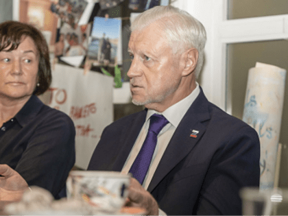 Неделя с AmurMedia: период выдвижения, режим ЧС, пропавший орден и прощай, партия!