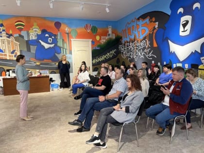 Хабаровским медработникам и предпринимателям рассказали, как открыть и развивать свою клинику