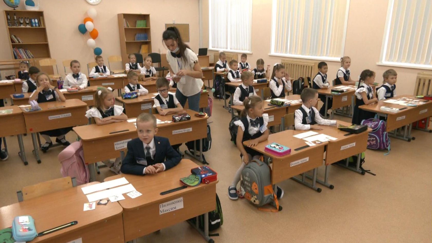 вакансии учителей хабаровский край. лучшие педагоги хабаровск. зарплата учителя. молодые педагоги хабаровск. министр финансов з п.