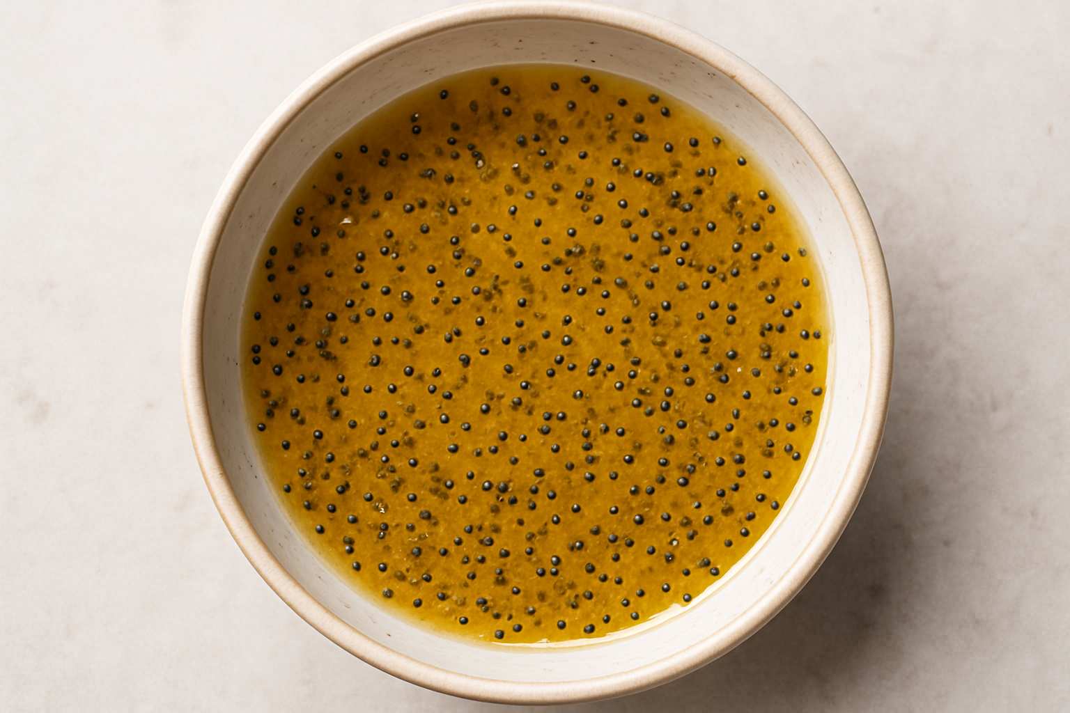 HONEY DRESSING WITH POPPY SEEDS
