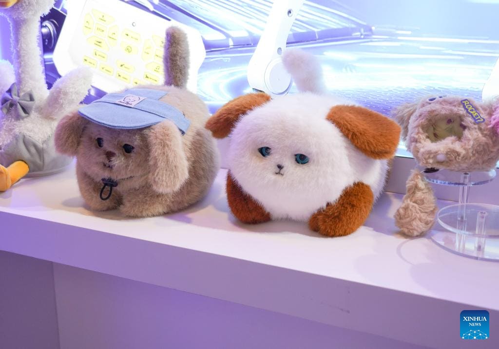 AI dogs on display at Shantou-Chenghai Toys Fair