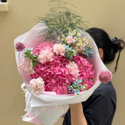 Bó hoa cẩm tú cầu hồng mix lam tinh HB311