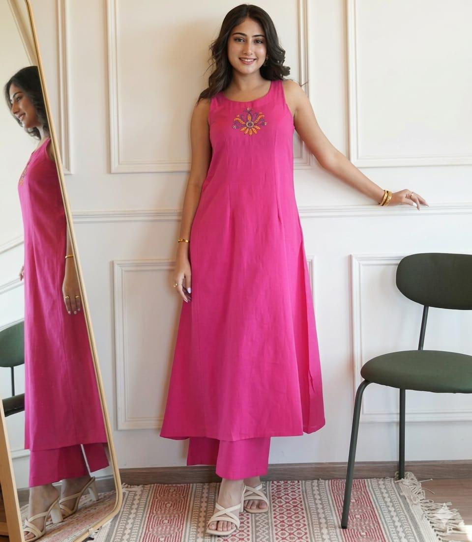 Trendy Reyon Kurti Set - Reyon Saree Online India - Buy at ₹1099 - Image 1
