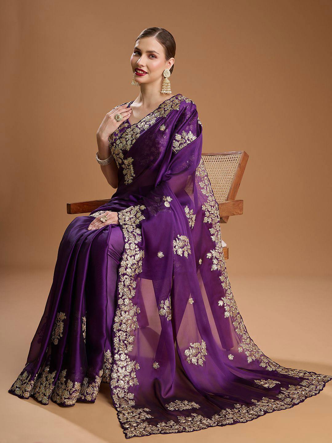 Beautifully Crafted Rangoli silk saree - View 3