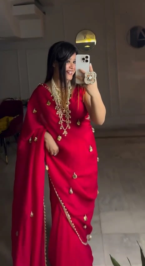 DS No: 452 – Premium Designer KhanKhan Saree - View 3