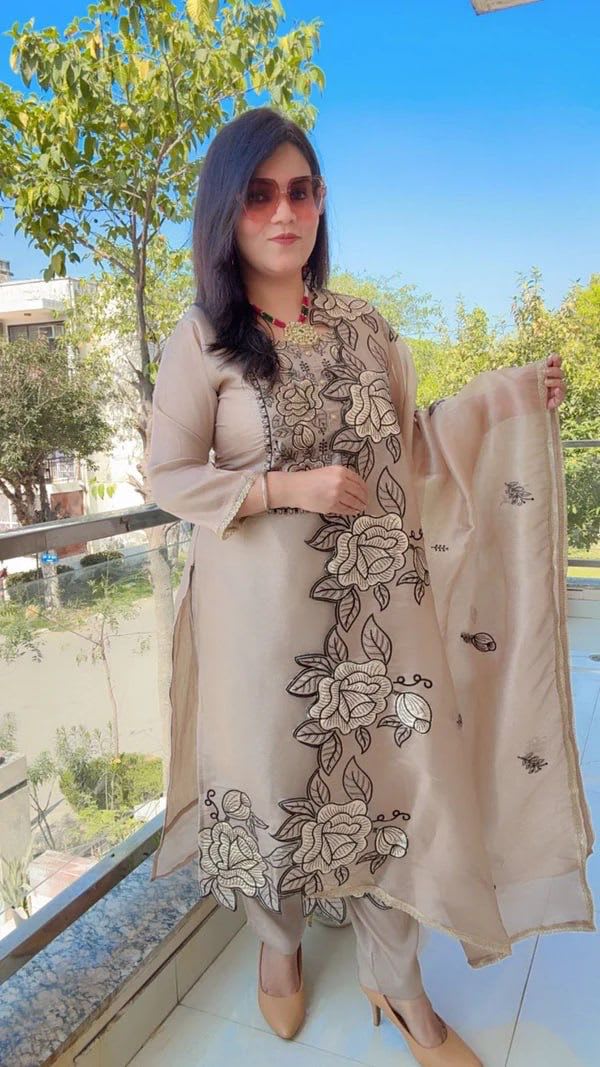 Designer Suit Set – Elegant Ethnic Wear - View 3
