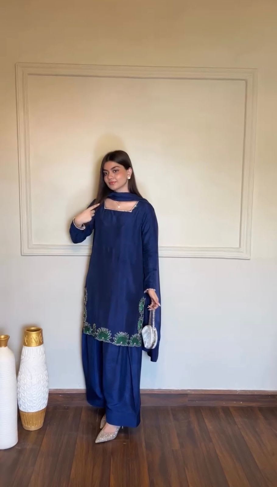 Traditional vs modern saree draping styles