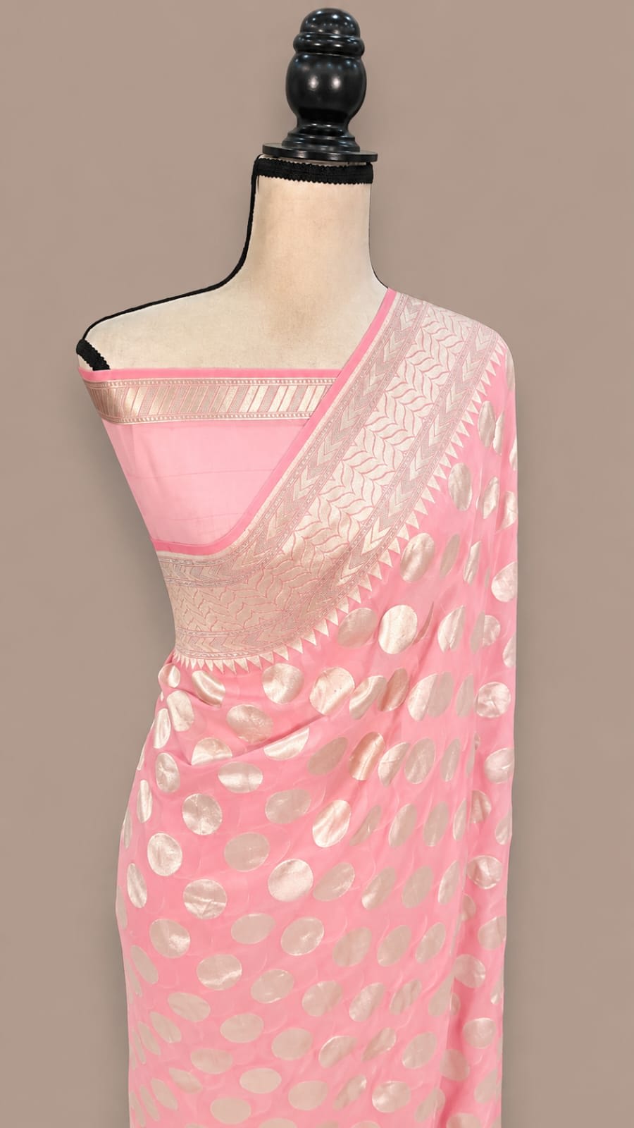 Premium Banarasi Daybal Georgette Saree - View 2
