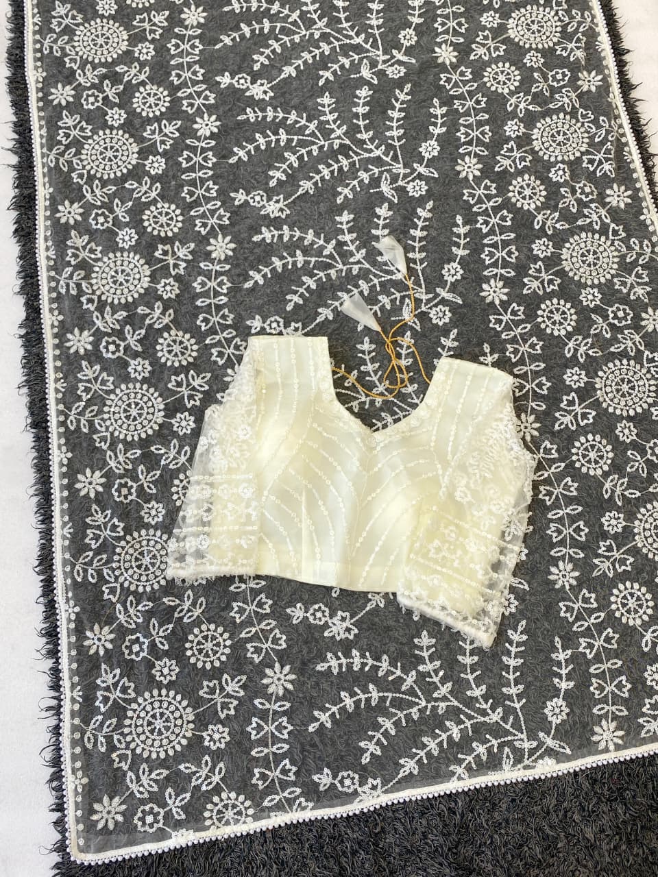 Bollywood Blockbuster Mono Net Sequins Saree – Trending Glam Collection - View 4