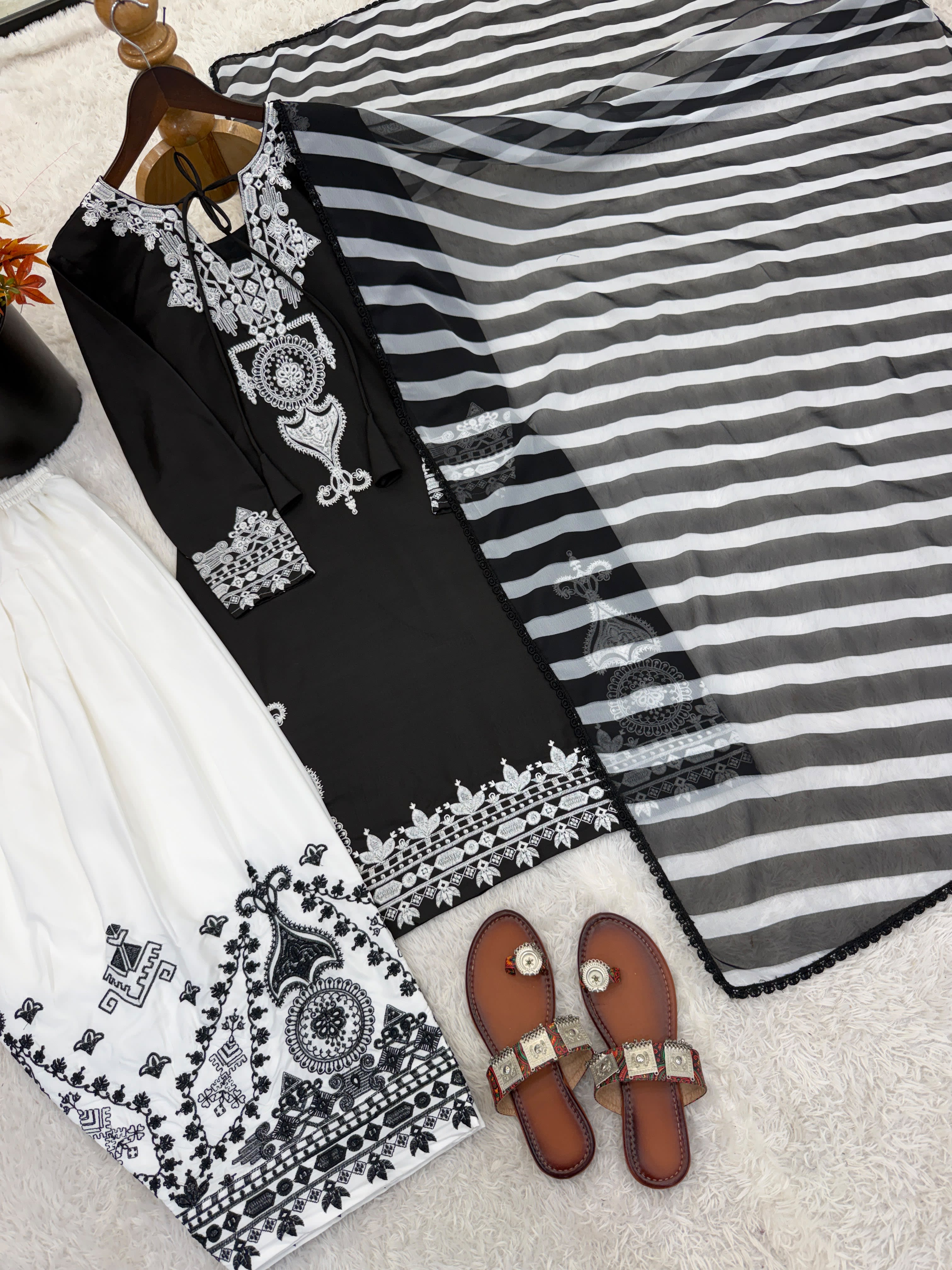 Designer Natural Crepe Silk Top with Farshi Salwar & Printed Dupatta Set - View 7