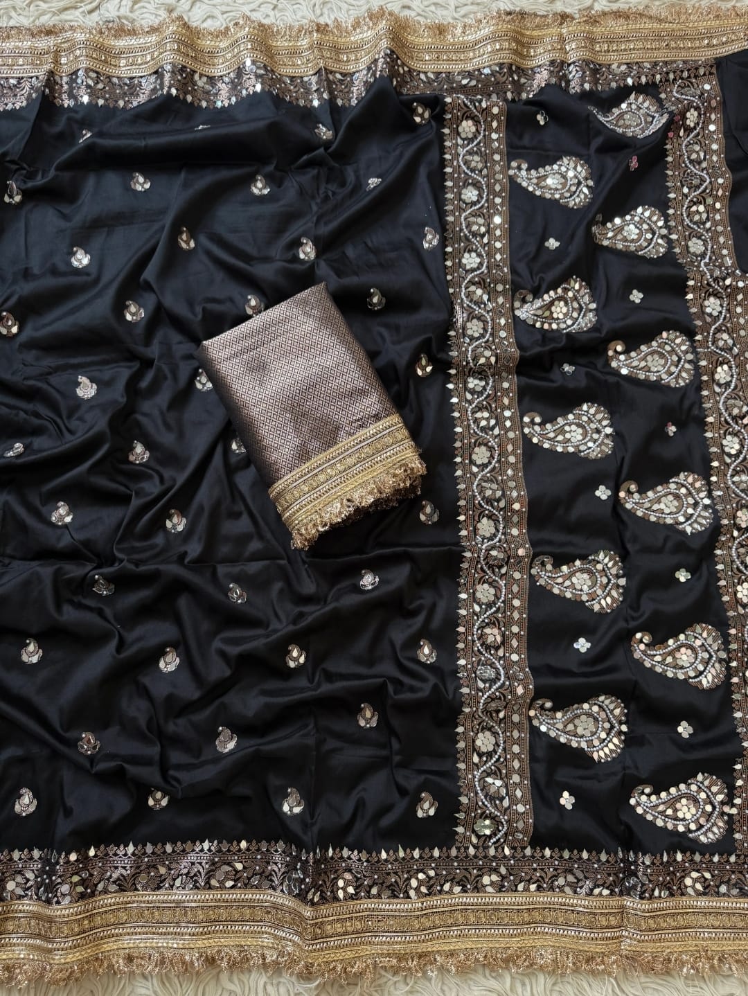 Chand Sitara Collection – Premium Banarasi Semi Katan Silk Saree - View 3