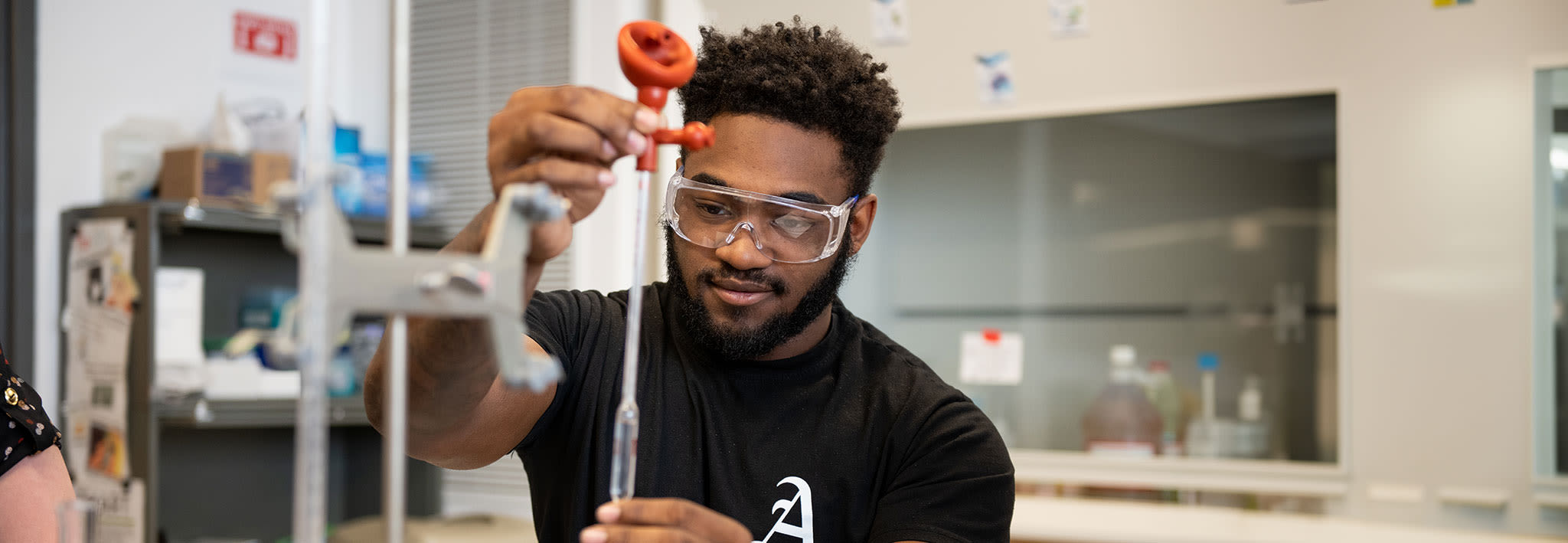 college students working in a ccu science lab