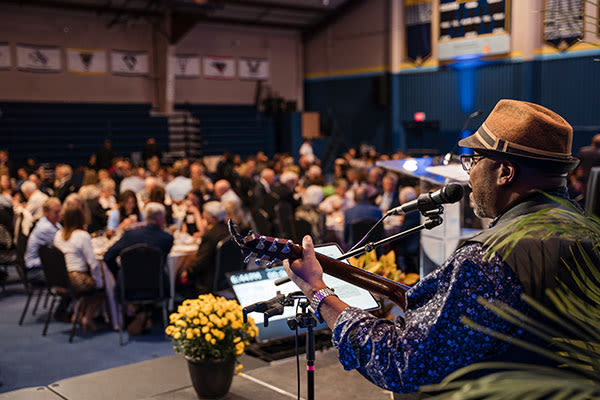 music entertainment at armstrong award