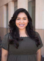 headshot of Priscila Estrada