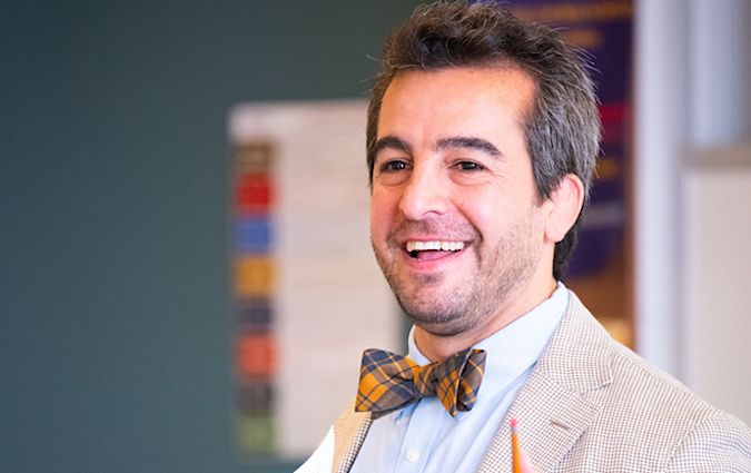 Headshot photo of Dr. Soheil Mansouri