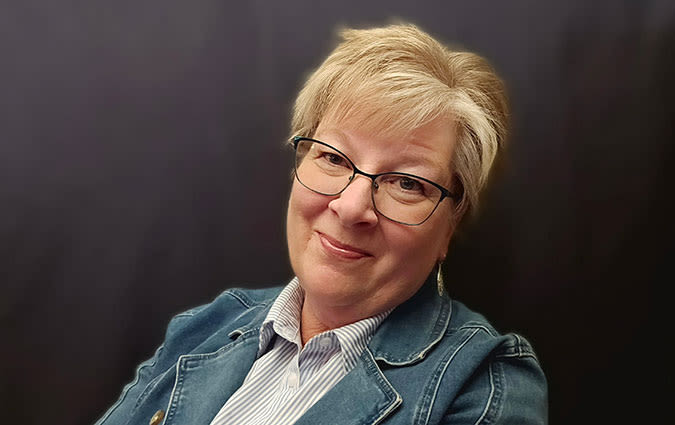 Headshot photo of Lee Ann Morse