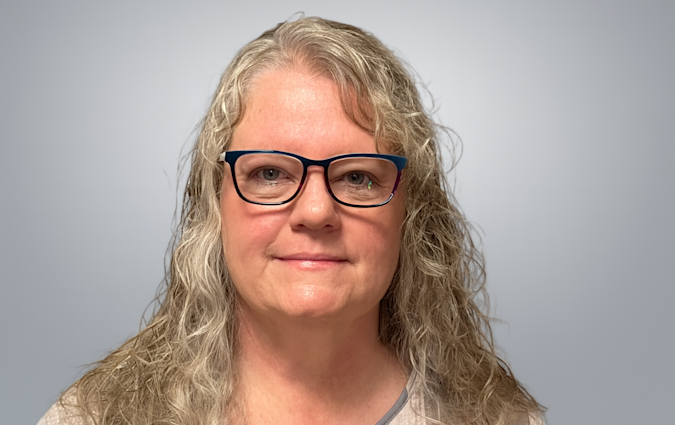 Headshot photo of Dr. Shawn Elliott