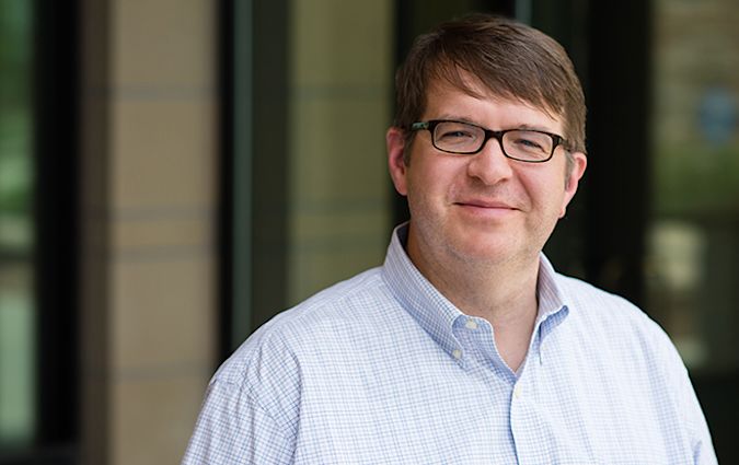 Headshot photo of Dr. Jeff White