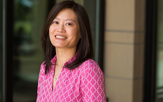 Headshot photo of Dr. Jennifer Park