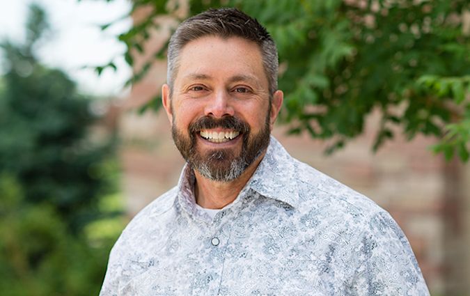 Headshot photo of Dr. Mark Knox
