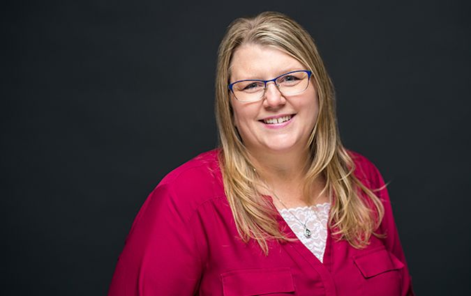 Headshot photo of Dr. Tammie Huddle