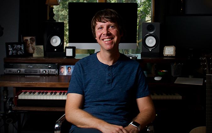 Headshot photo of Daniel Wakefield