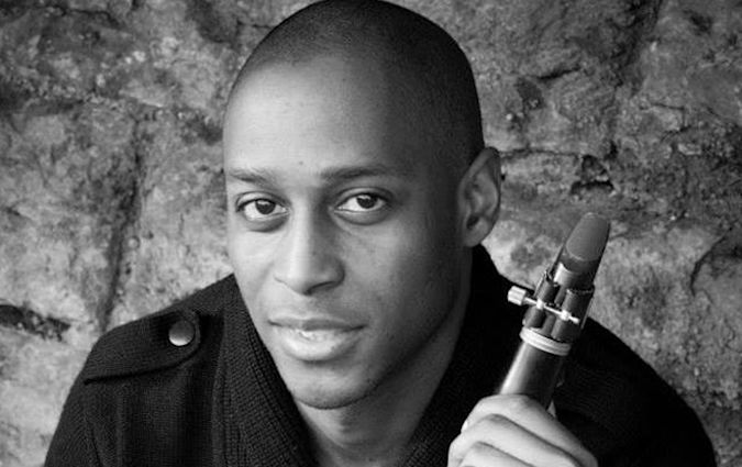 Headshot photo of Kwami Barnett