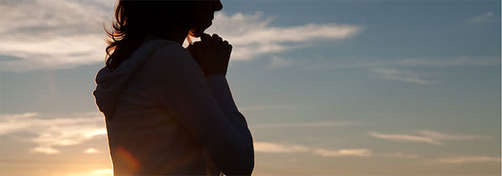 woman praying