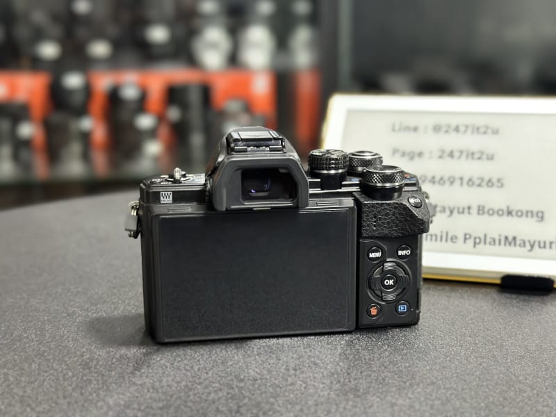 OLYMPUS OMD-EM10ii 14-42 กล้องมือสอง - 247IT2U