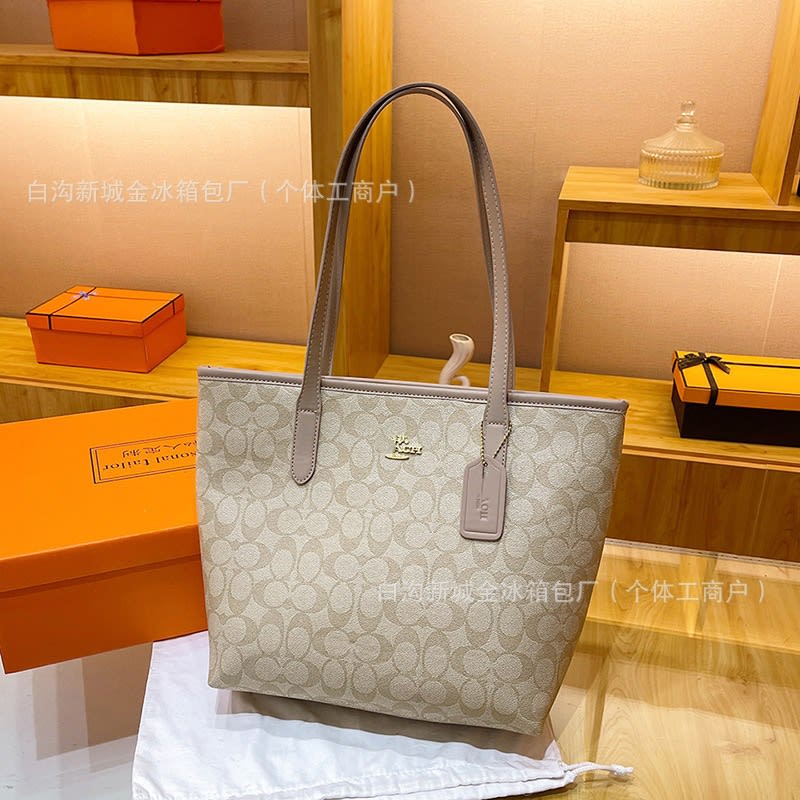 Coach tote bag