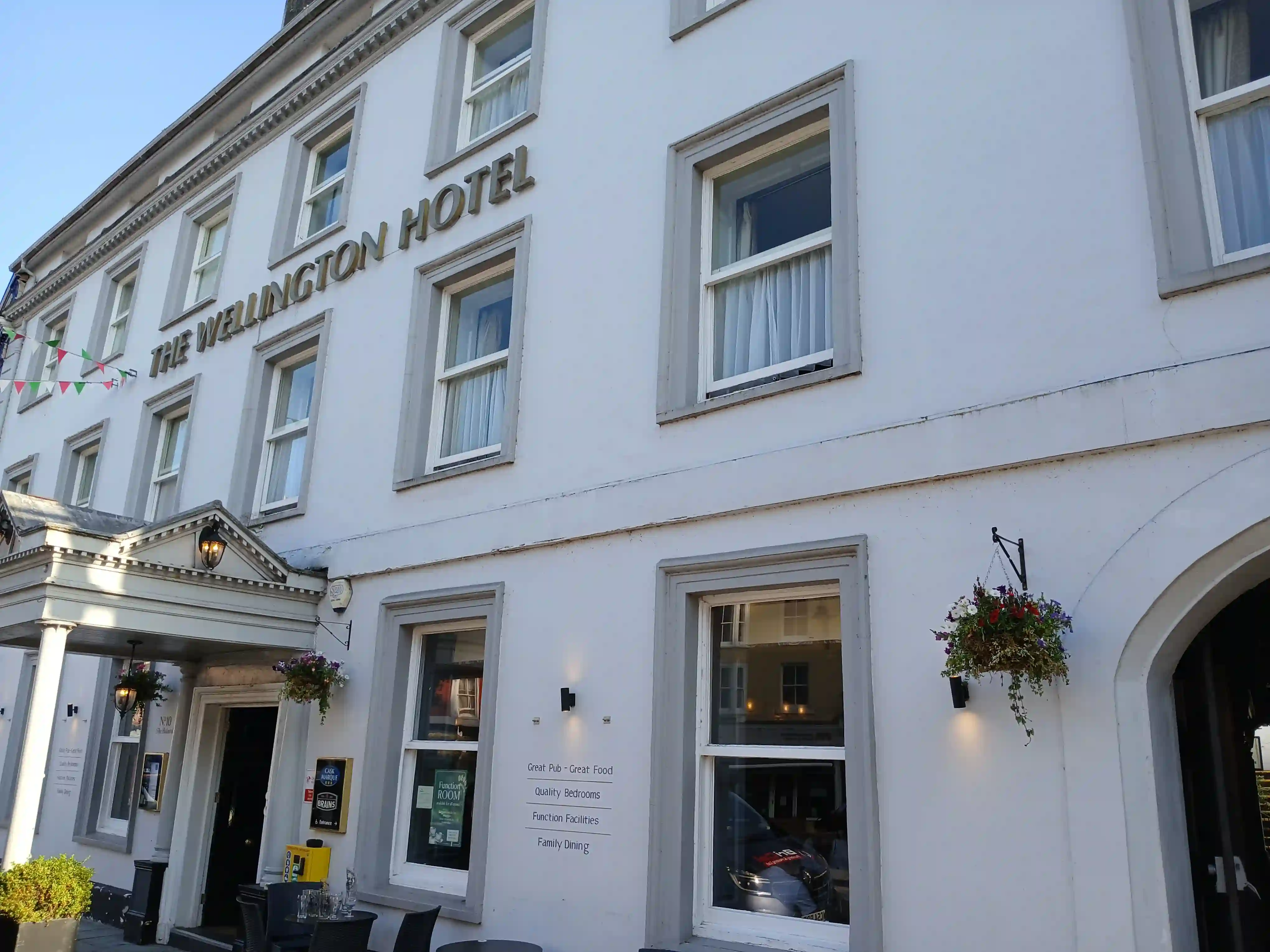 The Wellington Hotel