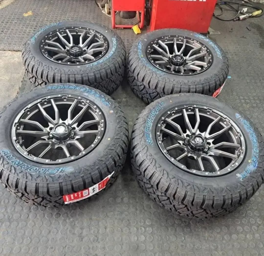 18" New 4x4 Bakkie Mags With Rugged 265/60/18 Tyres 3
