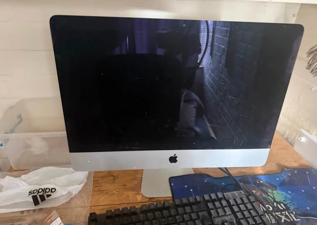 Apple iMac Duo Bundle – 27-inch & 21.5-inch Desktop Setup 3