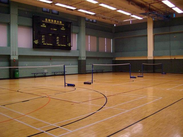 Fa Yuen Street Sports Centre pickleball court in Mong Kok