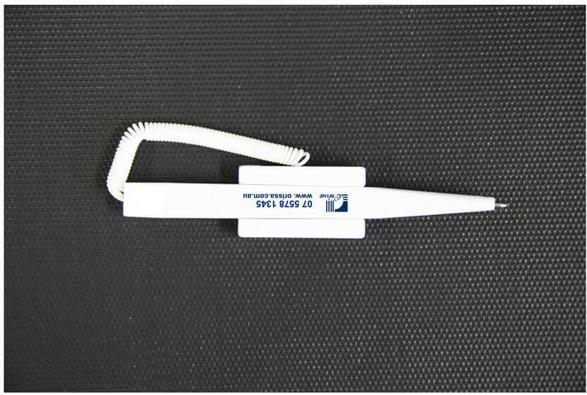 White The Counter Mat Pen