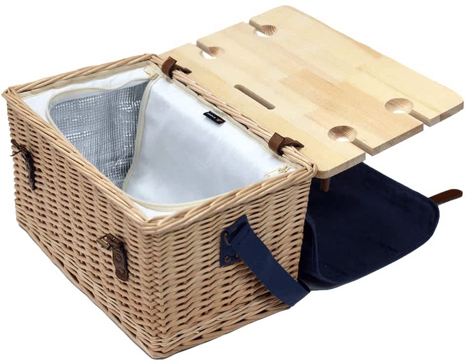 Trekk Wicker Basket With Picnic Table