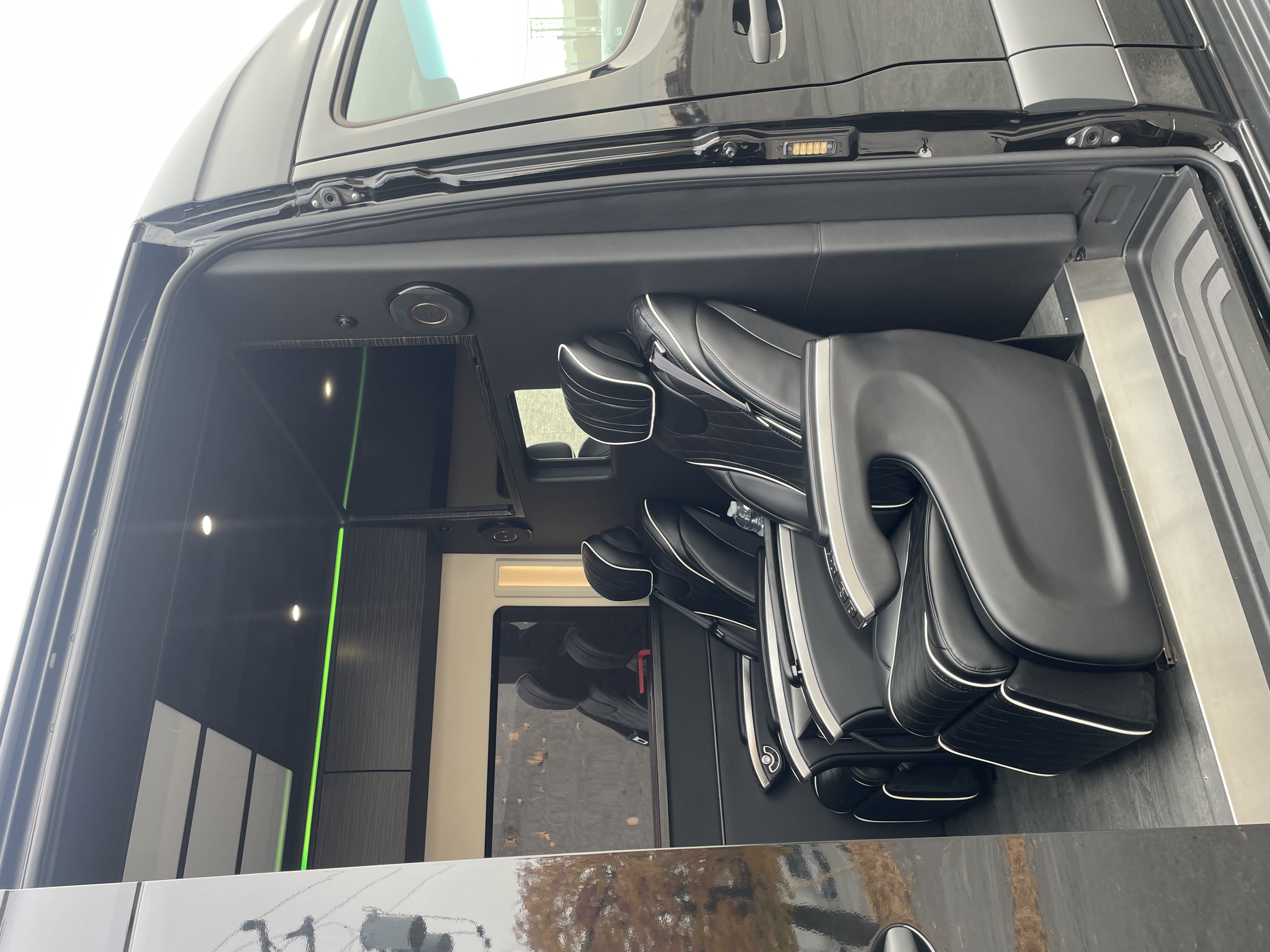 Signature - Exterior