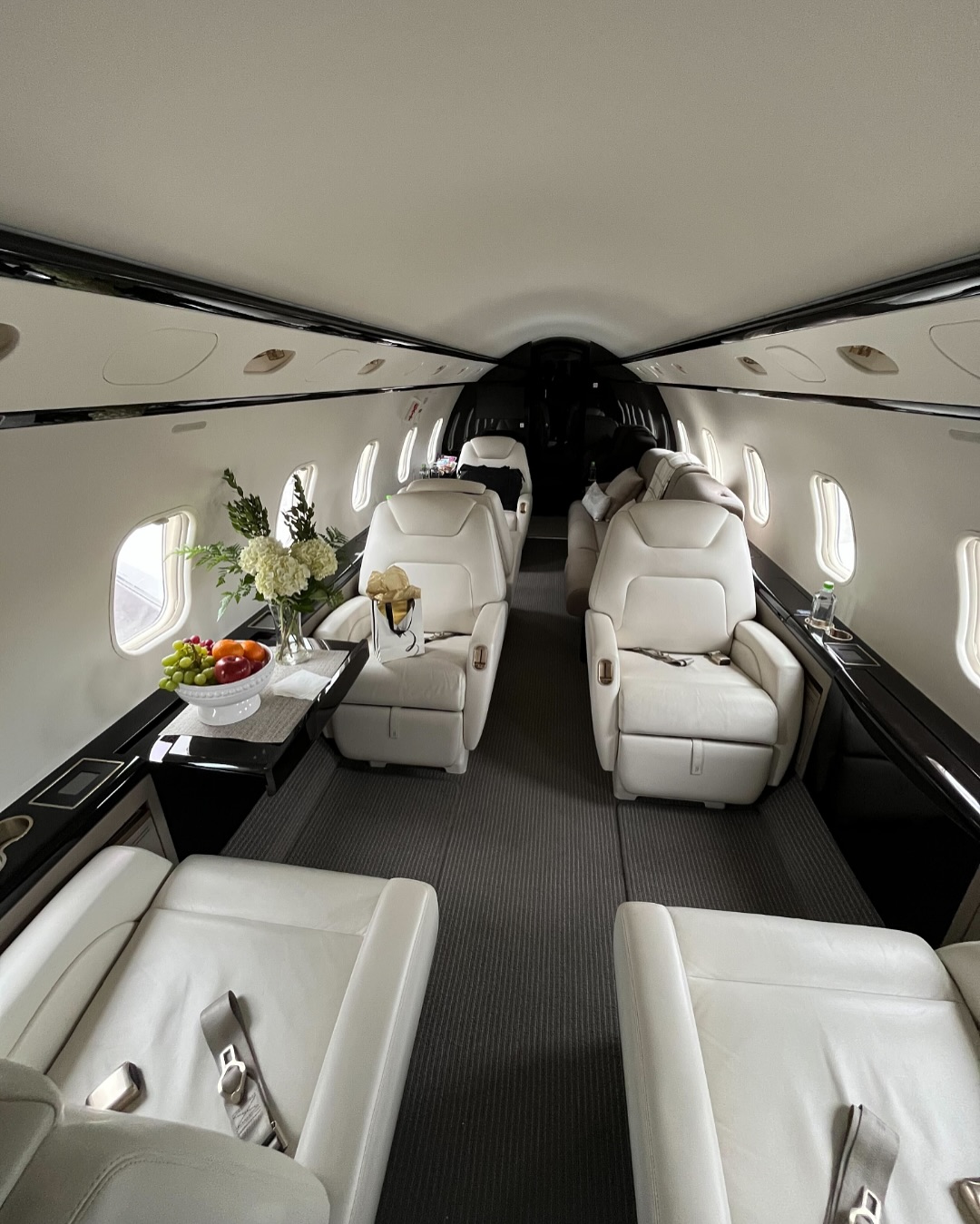 Challenger 350 Interior